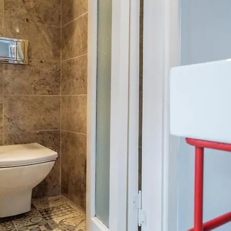 شقة Rustic Stone Flat 5 Min To Taksim Square اسطنبول